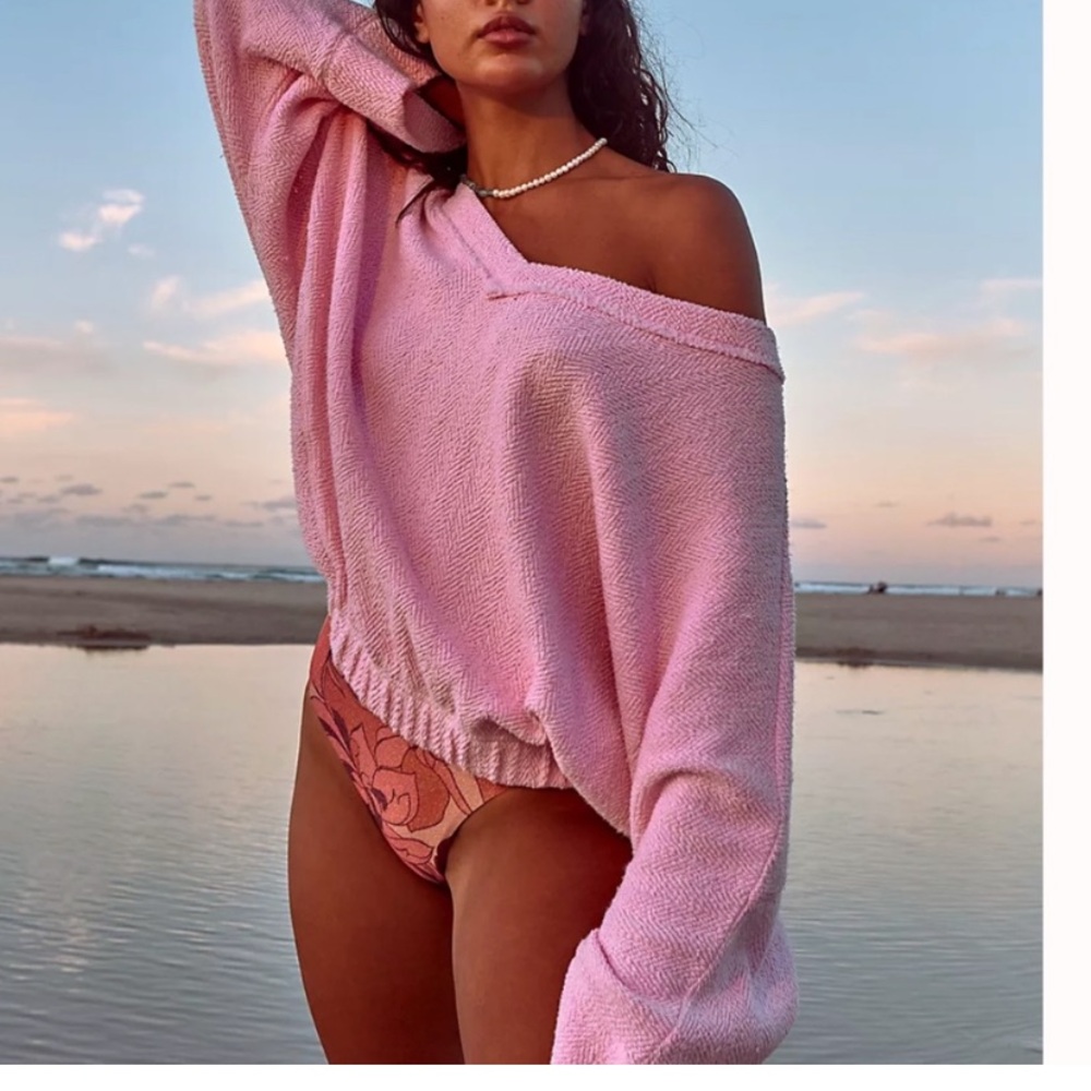Free People BRB Solid Pullover Pink Sky Small‎
